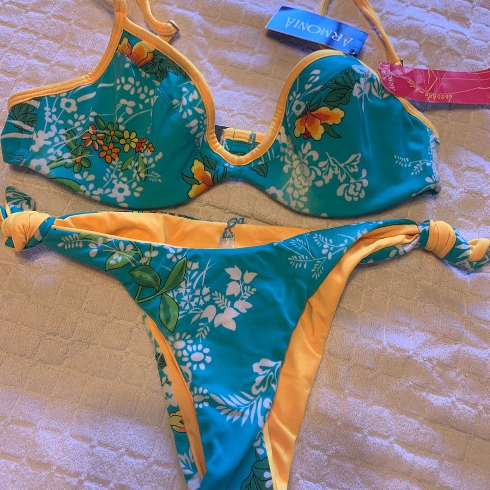 Brand new two piece swimsuit